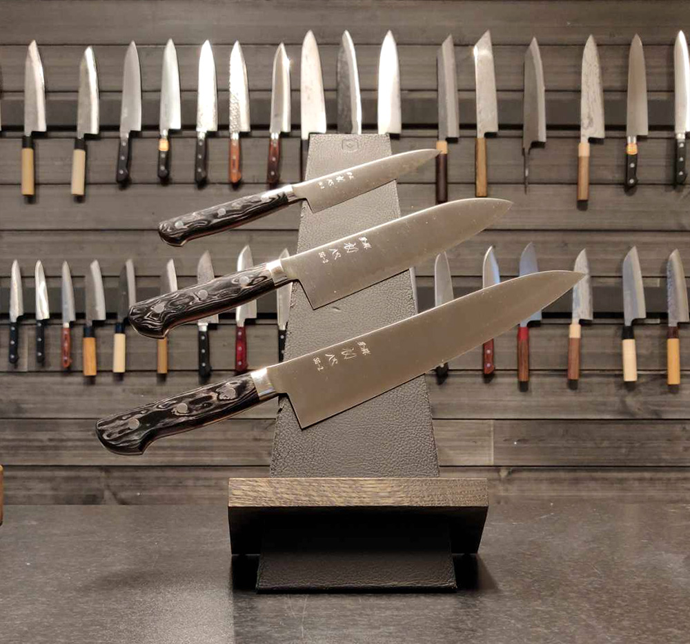 Yatoshi Knives Magnetic Knife Holder & Reviews